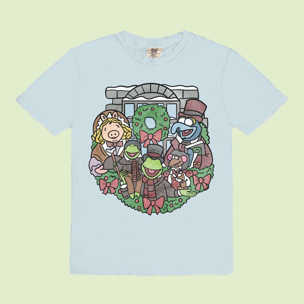 Caroling Muppets | T-Shirt