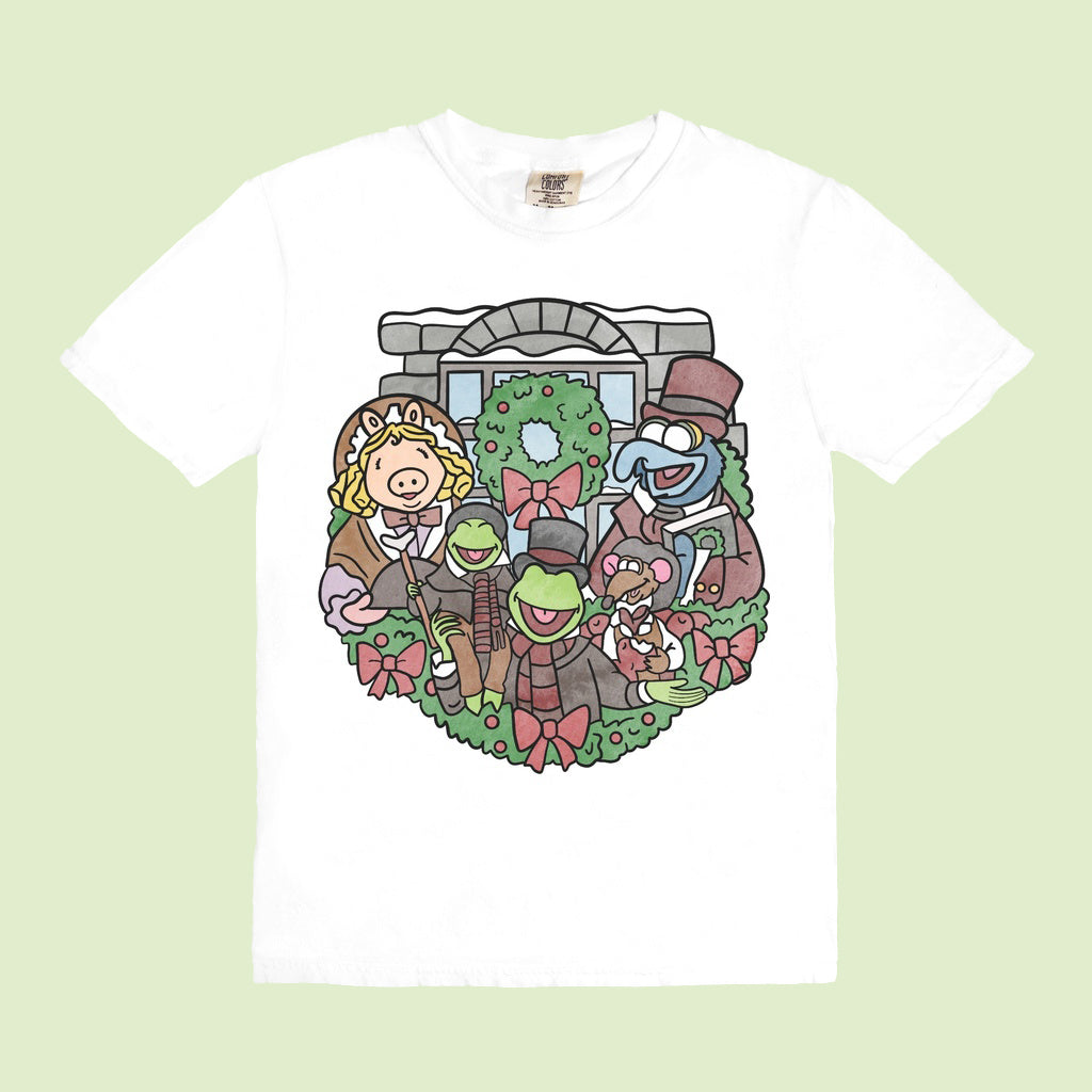 Caroling Muppets | T-Shirt
