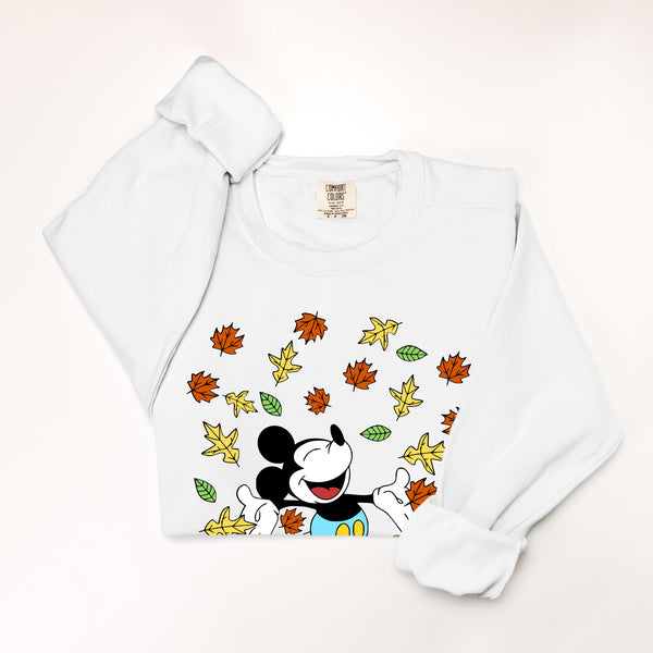 Magical Falling Leaves | Sweatshirt