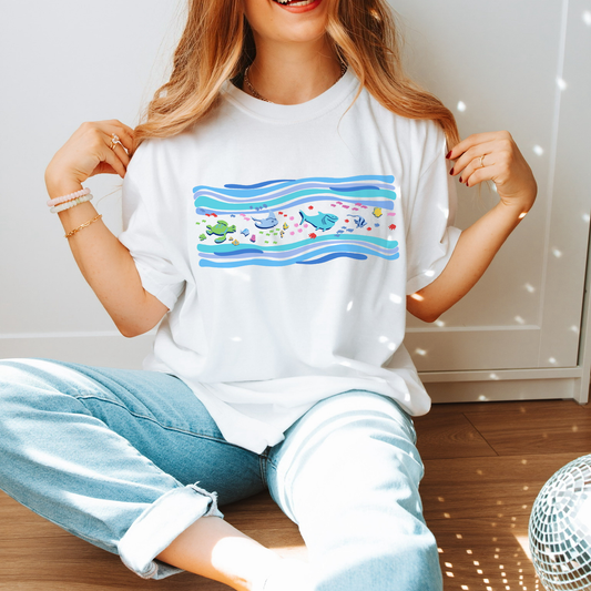 Big Blue World | T-Shirt