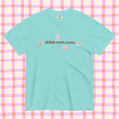 Jesus Never Leaves | T-Shirt
